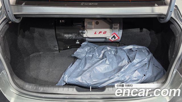 Hyundai AVANTE 2021 — photo 26
