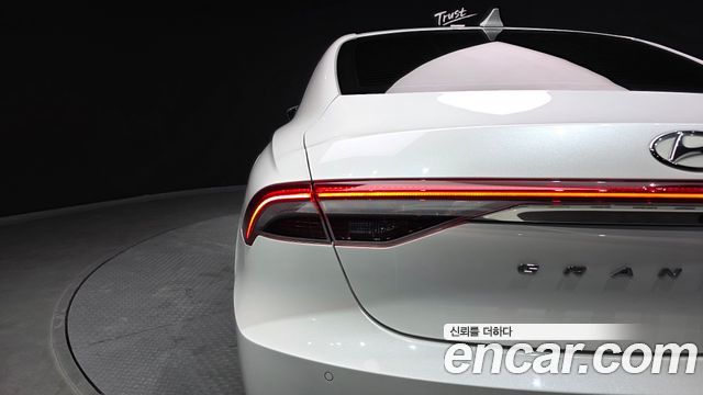 Hyundai Grandeur 2020 — photo 9
