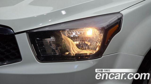 KG Mobility KORANDO 2015 — photo 8