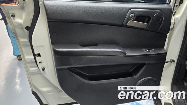 KG Mobility KORANDO 2015 — photo 15