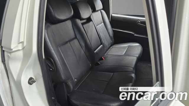 KG Mobility KORANDO 2015 — photo 16