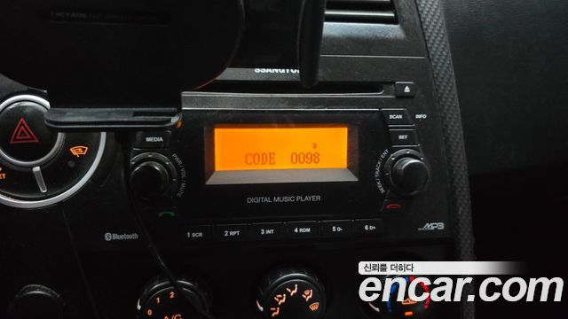 KG Mobility KORANDO 2015 — photo 27