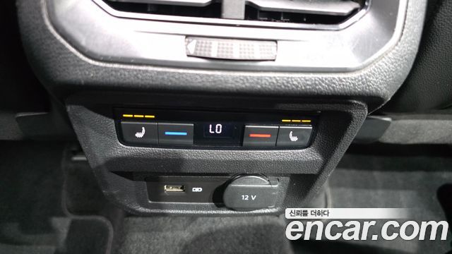 Volkswagen Tiguan 2018 — photo 30