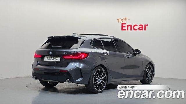 BMW 1-Series 2020 — photo 2