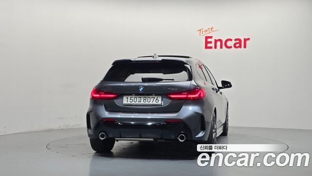BMW 1-Series 2020 — photo 4