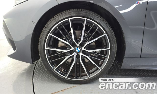 BMW 1-Series 2020 — photo 5