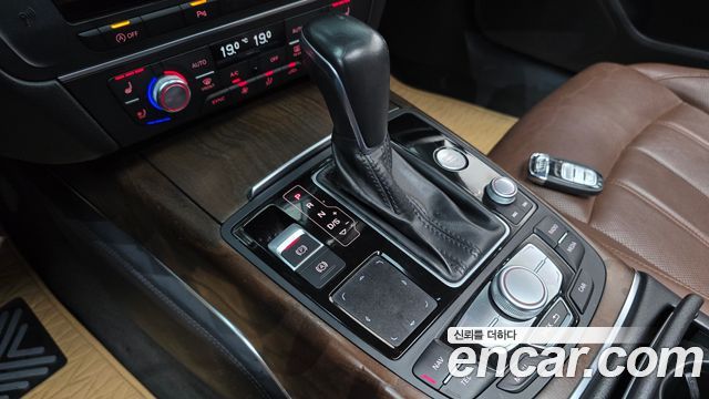 Audi A7 2016 — photo 9