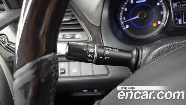 Hyundai Grandeur 2012 — photo 18
