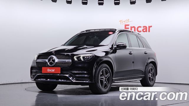 Mercedes-Benz GLE-Class 2020 — photo 1