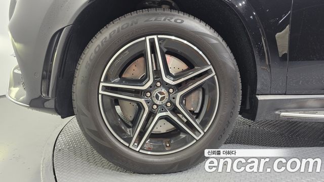 Mercedes-Benz GLE-Class 2020 — photo 5