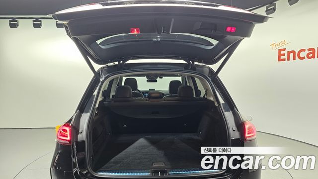 Mercedes-Benz GLE-Class 2020 — photo 20