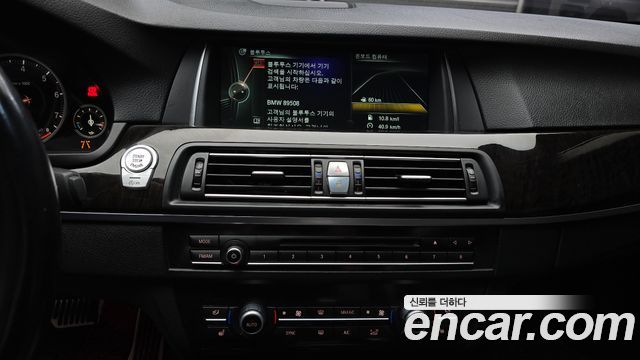 BMW 5-Series 2015 — photo 14