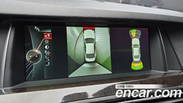 BMW 5-Series 2015 — photo 15