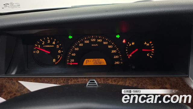 Renault Korea SM5  2010 — photo 11