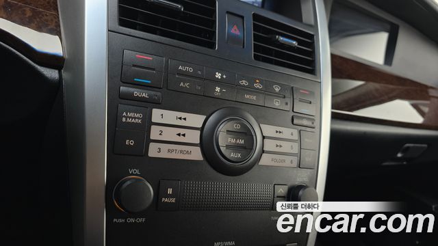 Renault Korea SM5  2010 — photo 20