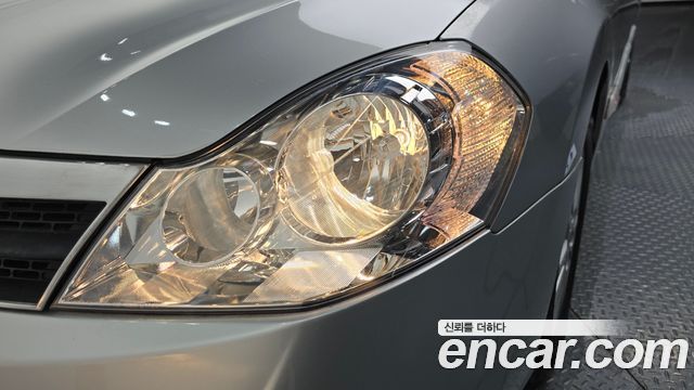 Renault Korea SM5  2010 — photo 8