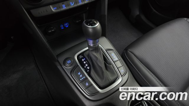 Hyundai Kona 2018 — photo 12