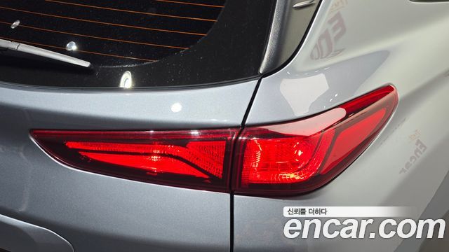 Hyundai Kona 2018 — photo 9