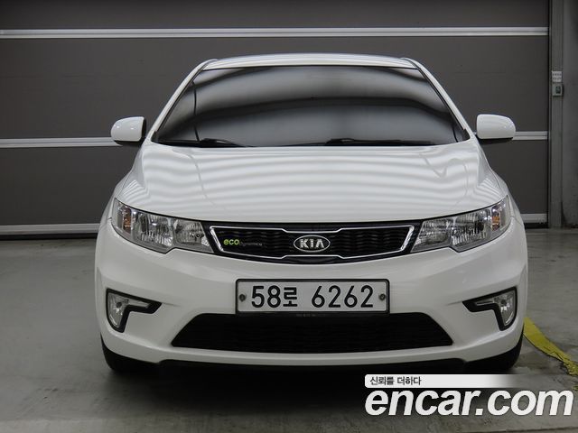 Kia Porte 2013 — photo 2