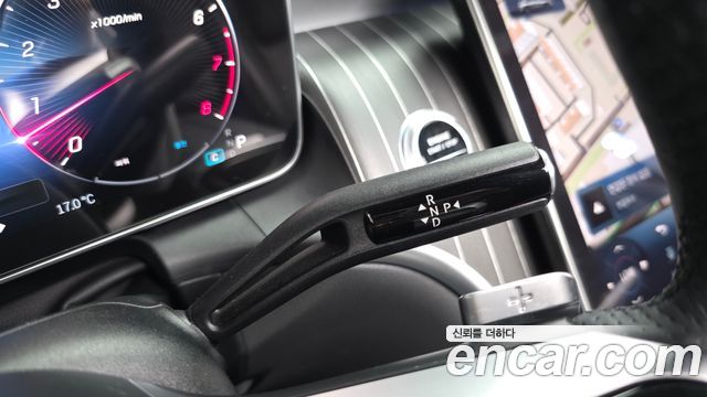 Mercedes-Benz GLC-Class 2024 — photo 12
