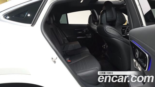 Mercedes-Benz GLC-Class 2024 — photo 17