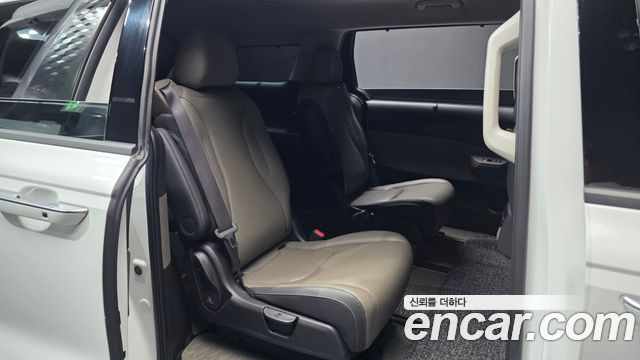 Kia Canival 2025 — photo 18