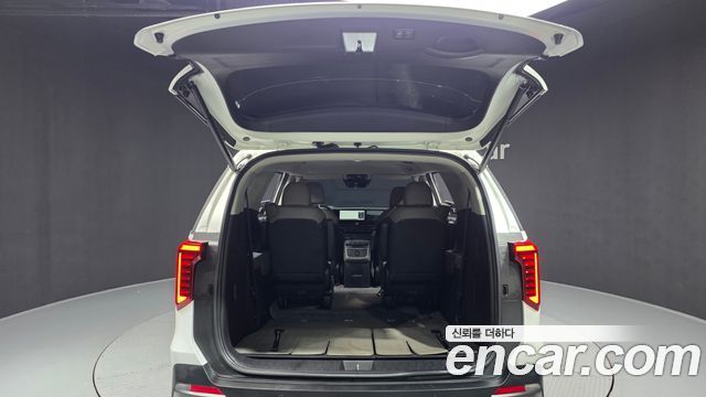 Kia Canival 2025 — photo 26