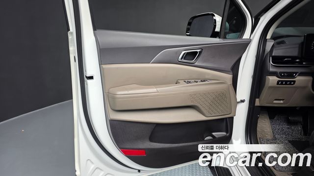 Kia Canival 2025 — photo 14