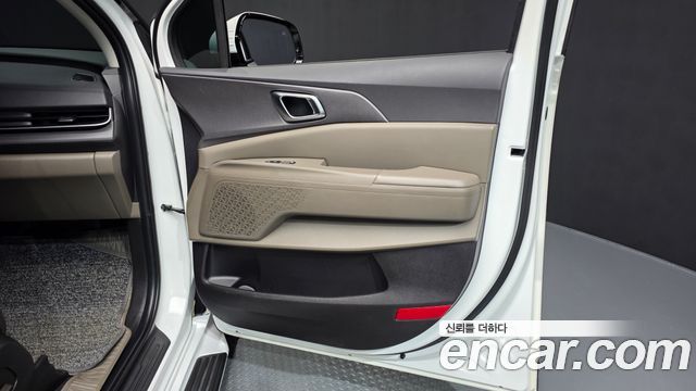 Kia Canival 2025 — photo 15