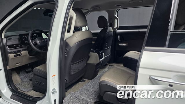 Kia Canival 2025 — photo 16