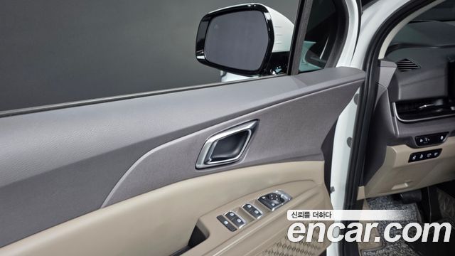 Kia Canival 2025 — photo 36