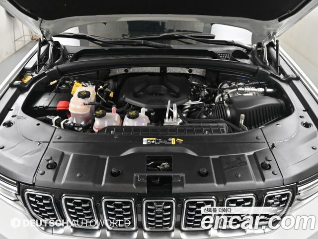 Jeep Cherokee 2023 — photo 6