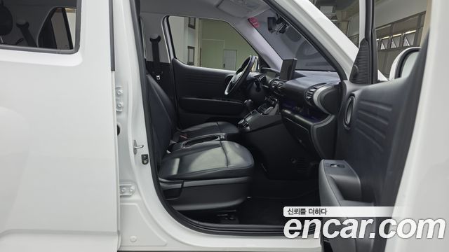 Hyundai Casper 2023 — photo 11
