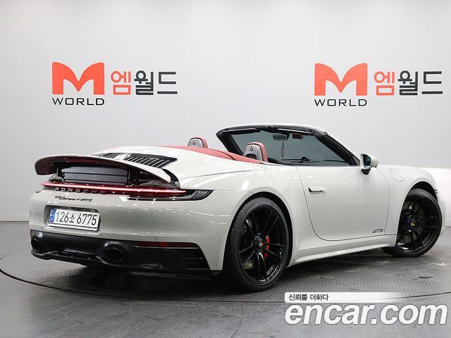 Porsche 911 2023 — photo 3