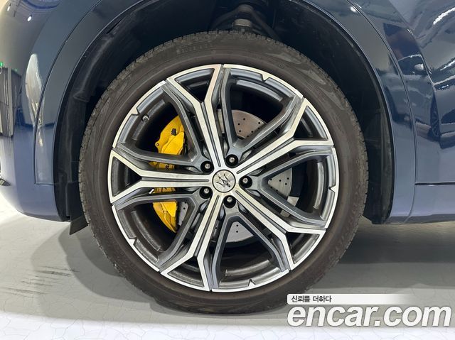 Maserati Levante 2023 — photo 5