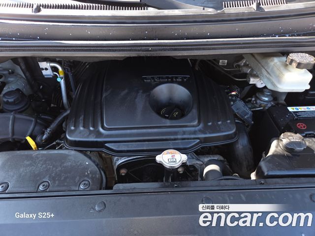 Hyundai Starex 2014 — photo 12