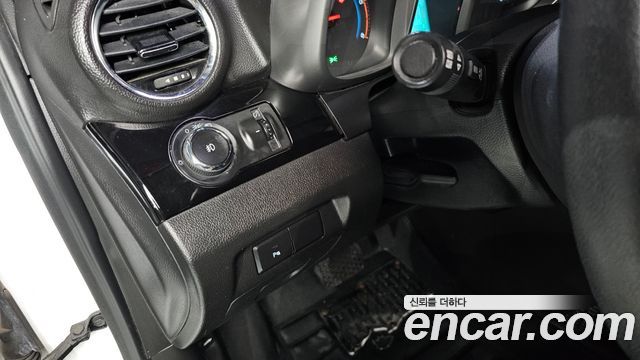 Chevrolet Korea Orlando 2015 — photo 22