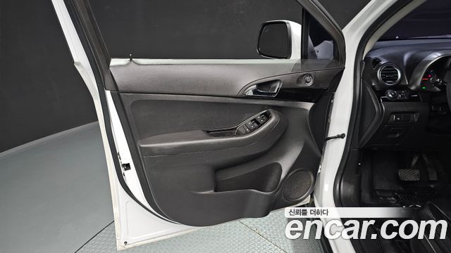 Chevrolet Korea Orlando 2015 — photo 14