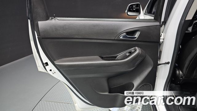 Chevrolet Korea Orlando 2015 — photo 15
