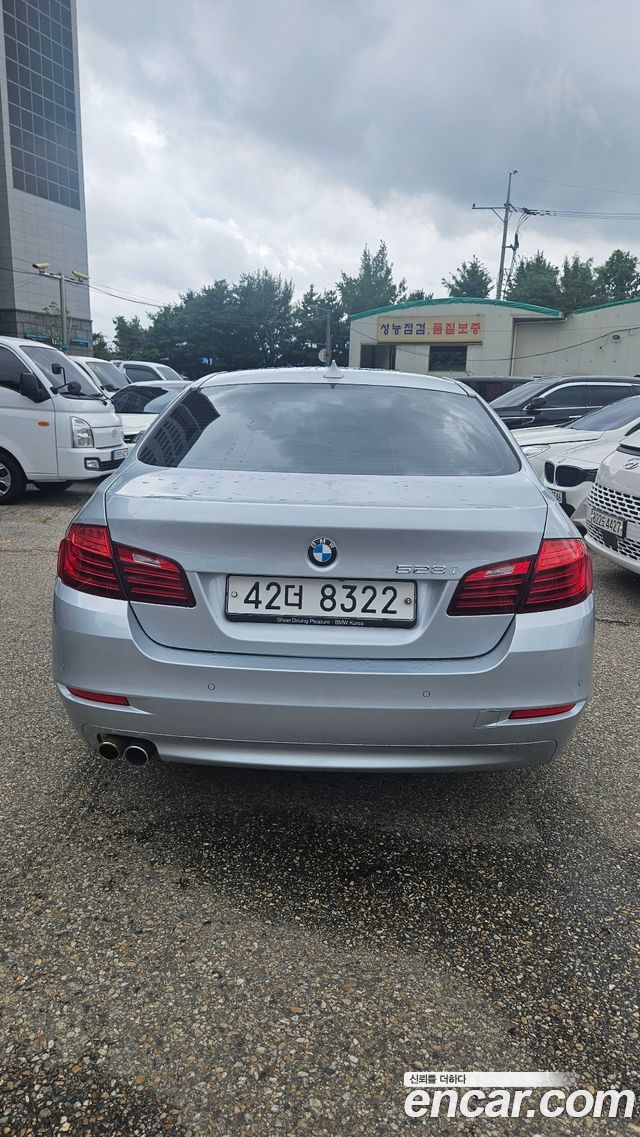 BMW 5-Series 2014 — photo 4
