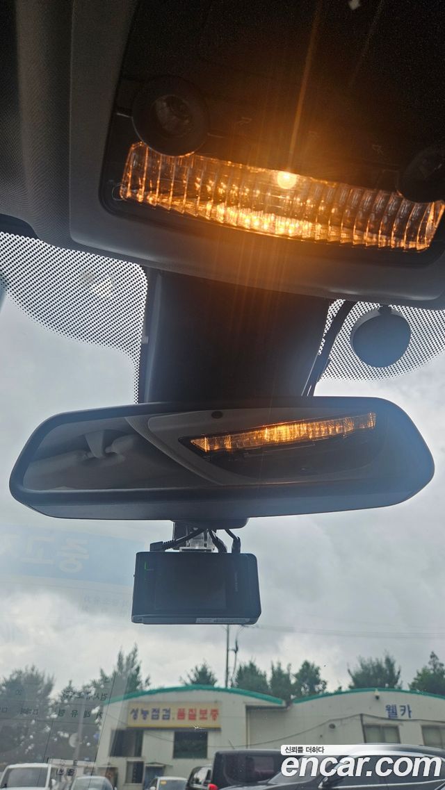 BMW 5-Series 2014 — photo 14