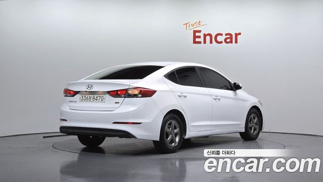 Hyundai AVANTE 2017 — photo 2