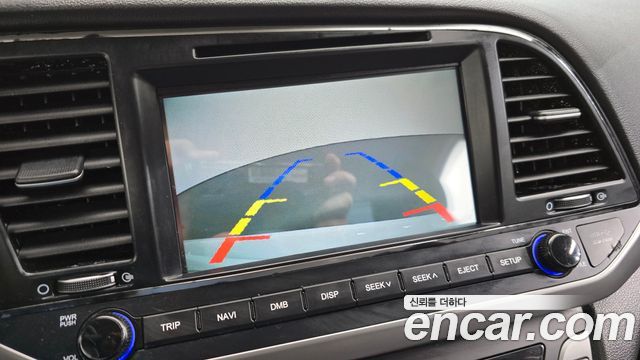 Hyundai AVANTE 2017 — photo 14