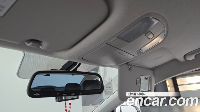 Hyundai AVANTE 2017 — photo 16