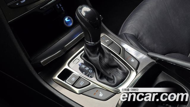 Hyundai Grandeur 2015 — photo 9