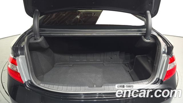 Hyundai Grandeur 2015 — photo 19