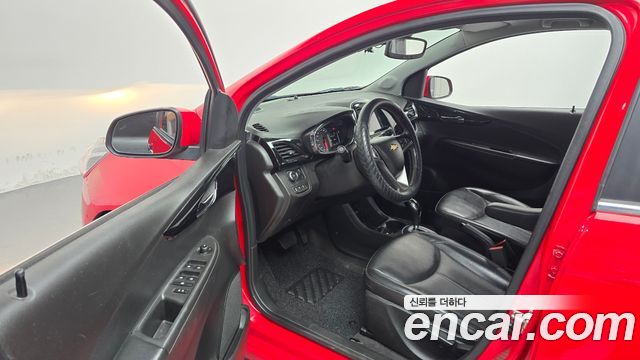 Chevrolet Korea Spark 2017 — photo 10