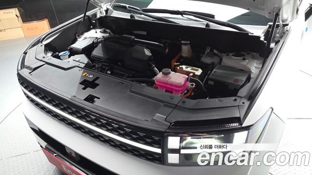 Hyundai Santafe 2025 — photo 6
