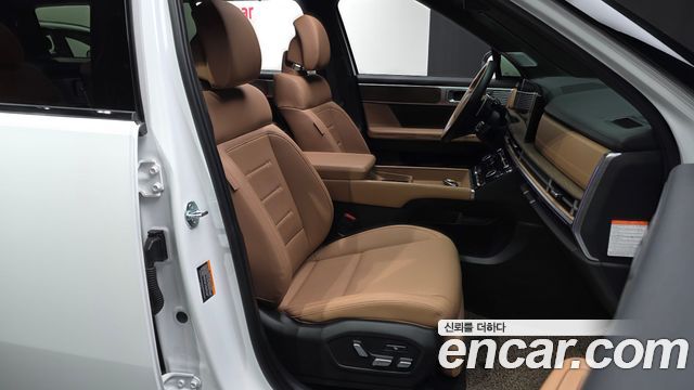 Hyundai Santafe 2025 — photo 11