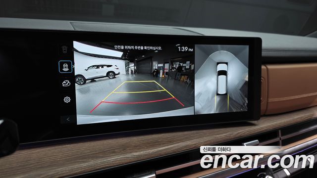 Hyundai Santafe 2025 — photo 15